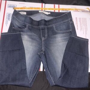 $1 SALE (5 ITEM MINIMUM NO MAXIMUM) REST OF CLOSET IS 5$ EACH 2 ITEM MINIMUM 🥳🥳🥳